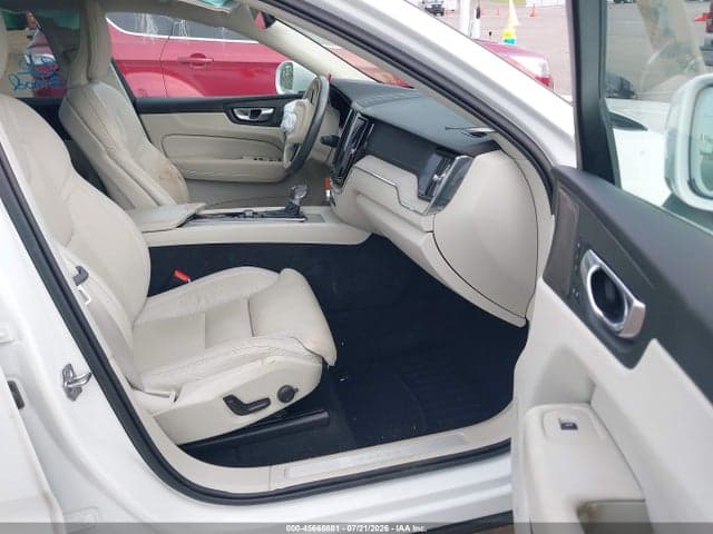 2021 VOLVO XC60 T5 INSCRIPTION 5
