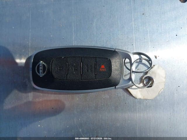 2025 NISSAN VERSA 1.6 SV 11
