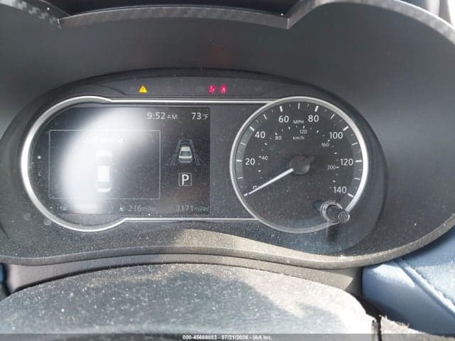 2025 NISSAN VERSA 1.6 SV 7