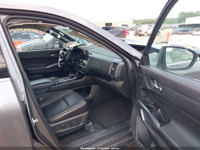 2023 NISSAN PATHFINDER SL 4WD 5
