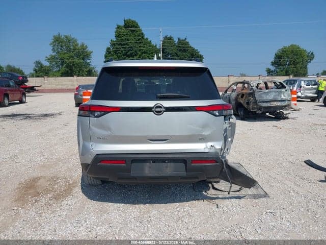 2022 NISSAN PATHFINDER SV 2WD 17