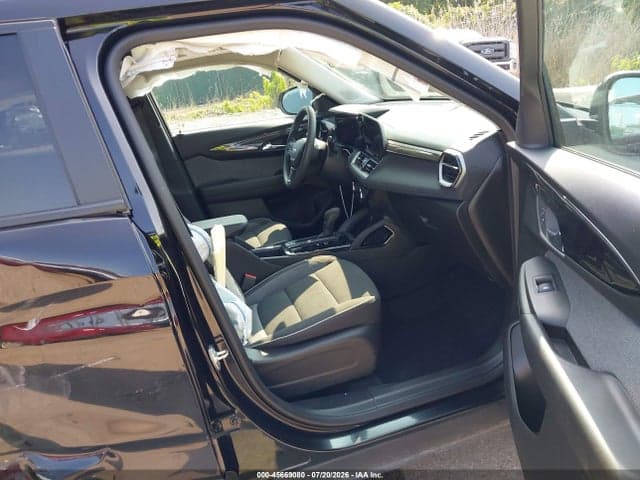 2025 CHEVROLET TRAILBLAZER AWD LT 5