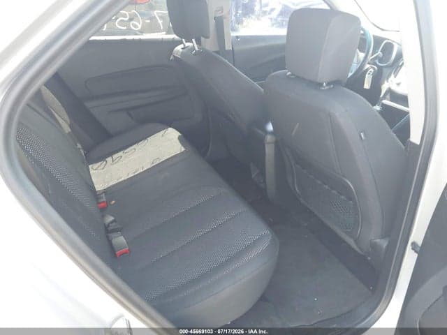 2017 CHEVROLET EQUINOX LT 8