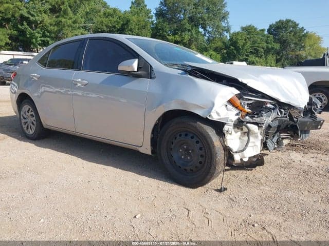 2018 TOYOTA COROLLA LE 1