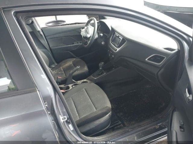2019 HYUNDAI ACCENT SE 5