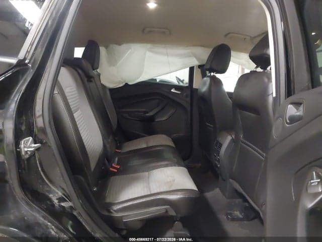 2017 FORD ESCAPE SE 8
