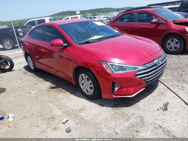 2020 HYUNDAI ELANTRA SE 1