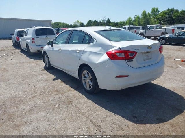 2017 CHEVROLET CRUZE LT AUTO 3