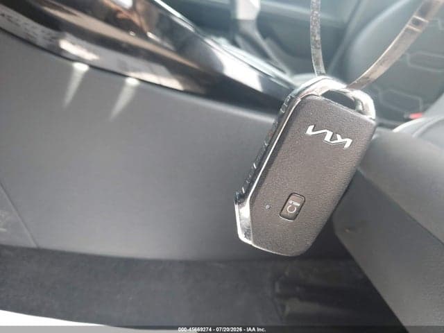 2024 KIA FORTE GT-LINE 11