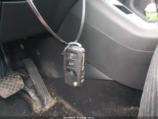 2017 VOLKSWAGEN TIGUAN 2.0T/2.0T S 11