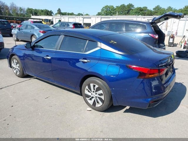 2023 NISSAN ALTIMA S FWD 3