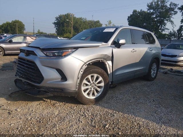 2026 TOYOTA GRAND HIGHLANDER XLE 2