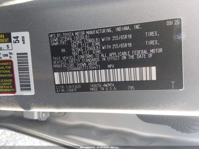 2026 TOYOTA GRAND HIGHLANDER XLE 9