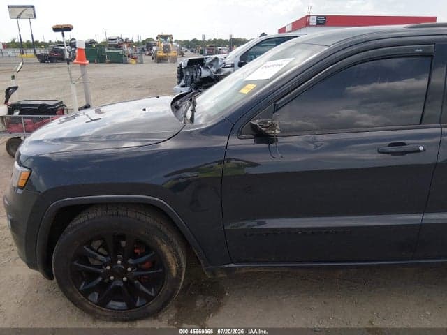 2018 JEEP GRAND CHEROKEE ALTITUDE 4X4 19