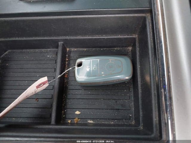 2020 FORD F-250 LARIAT 11
