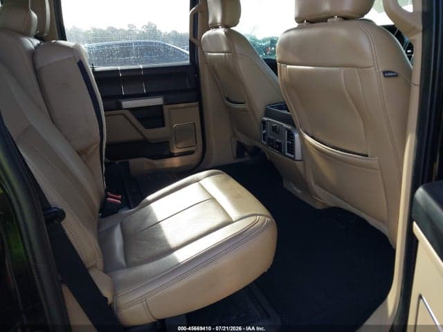 2020 FORD F-250 LARIAT 8
