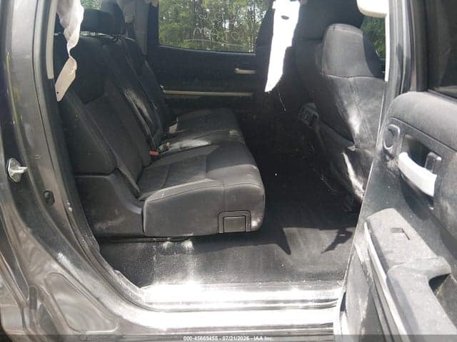 2017 TOYOTA TUNDRA SR5 5.7L V8 8