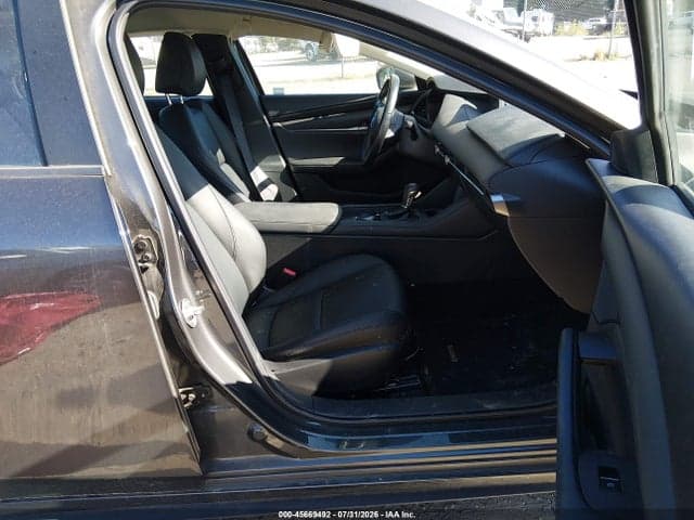 2021 MAZDA MAZDA3 SELECT 5
