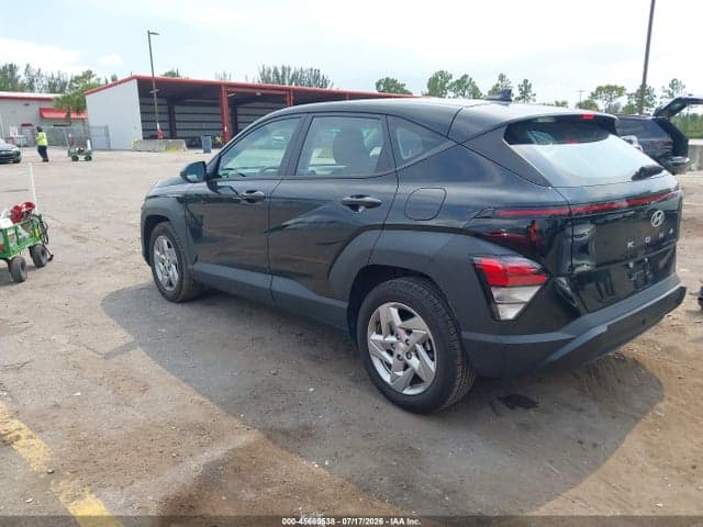 2024 HYUNDAI KONA SE 3