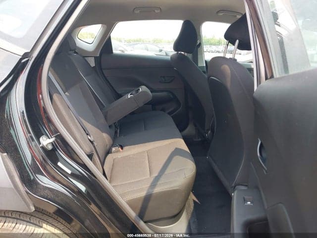 2024 HYUNDAI KONA SE 8