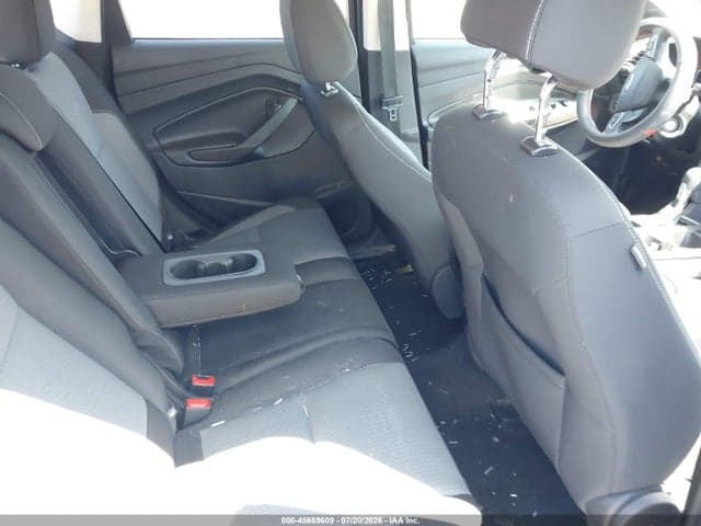 2017 FORD ESCAPE SE 8
