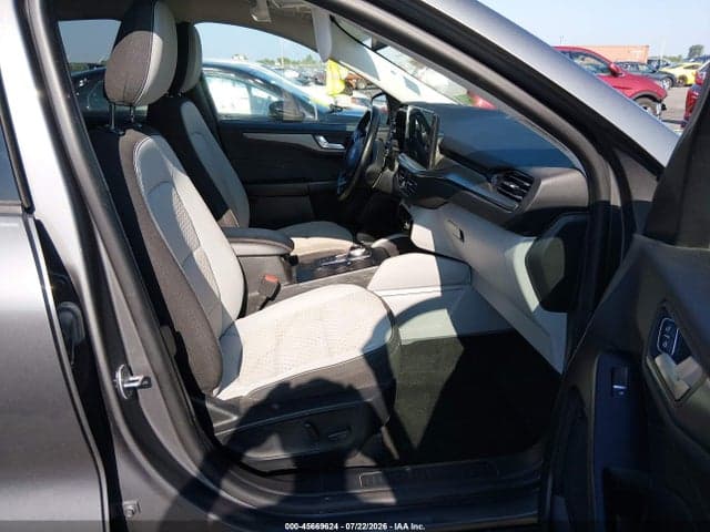 2024 FORD ESCAPE ACTIVE 5
