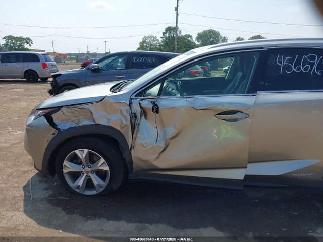 2017 LEXUS NX 300H 17