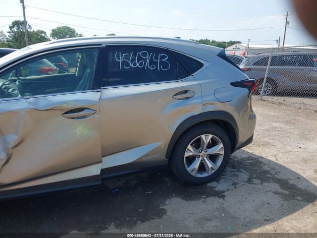 2017 LEXUS NX 300H 18