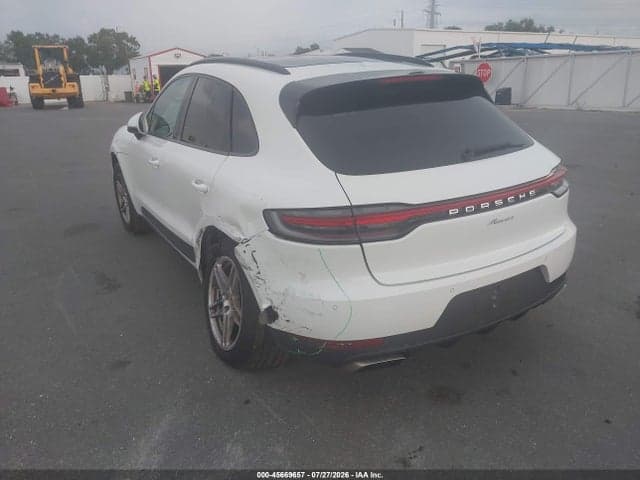 2021 PORSCHE MACAN 3