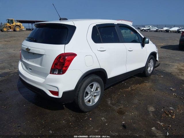 2022 CHEVROLET TRAX FWD LS 4