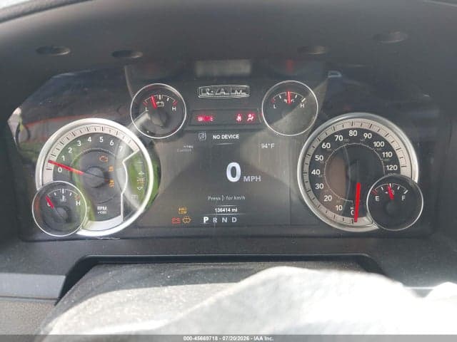2017 RAM 1500 NIGHT 4X4 5'7 BOX 7
