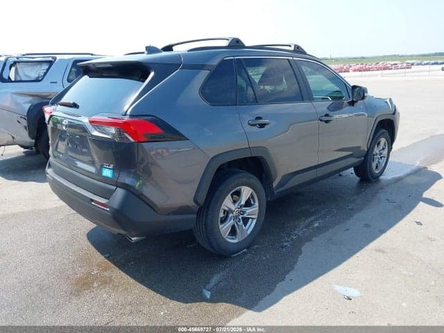 2022 TOYOTA RAV4 XLE 4