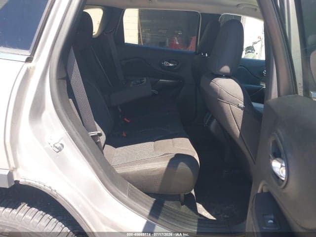 2019 JEEP CHEROKEE LATITUDE 4X4 8