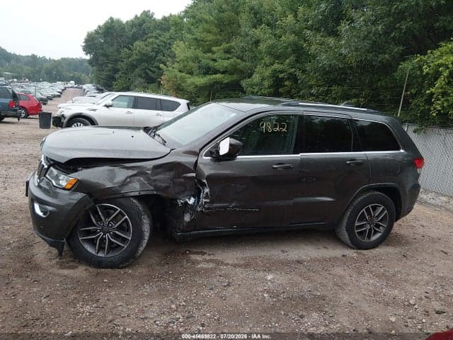 2019 JEEP GRAND CHEROKEE LAREDO E 4X4 14