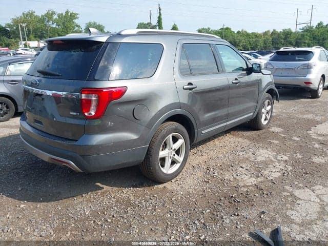 2017 FORD EXPLORER XLT 4