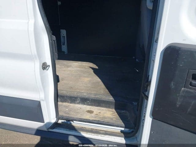 2018 FORD TRANSIT-150 8