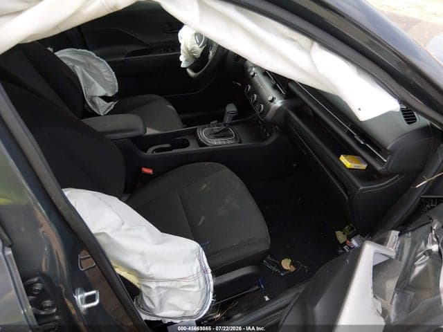 2024 HYUNDAI KONA SE 5
