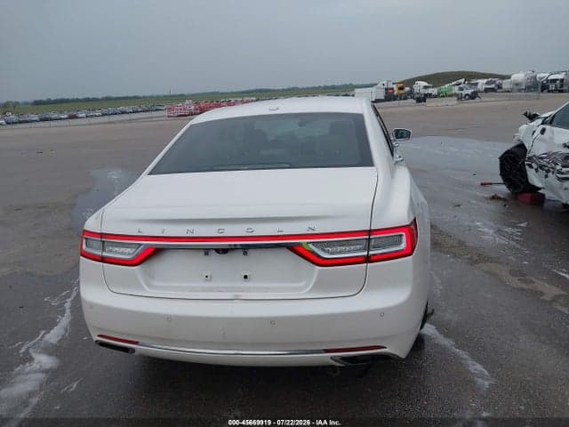 2017 LINCOLN CONTINENTAL SELECT 16