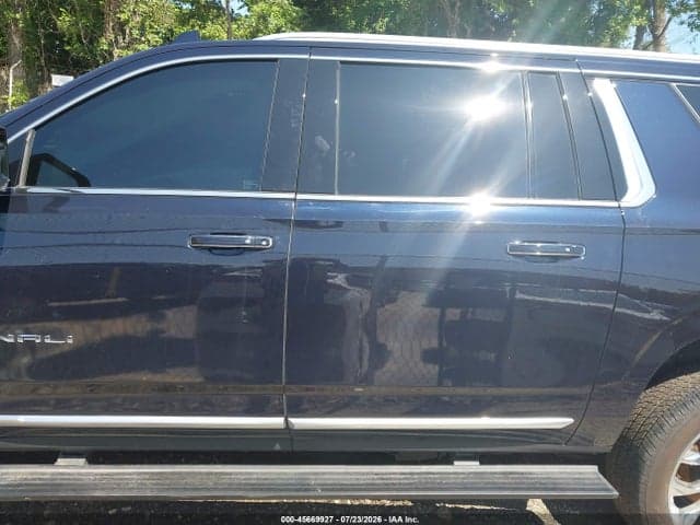 2022 GMC YUKON XL 4WD DENALI 15