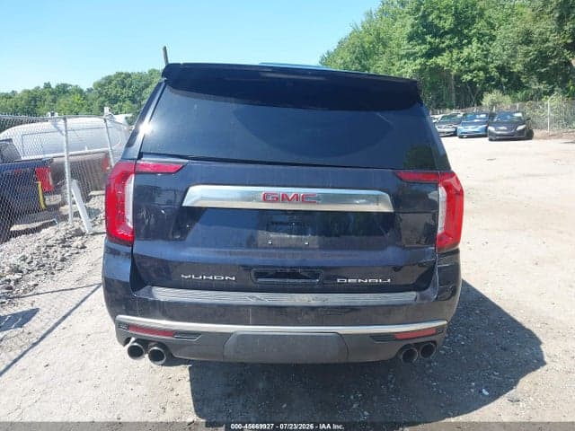2022 GMC YUKON XL 4WD DENALI 17