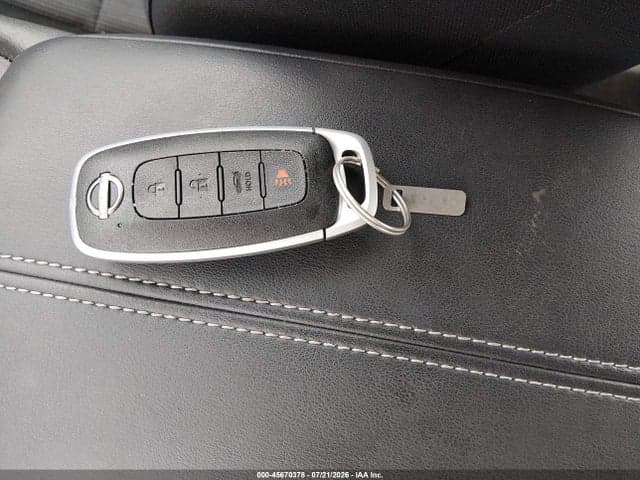 2025 NISSAN SENTRA SV 11