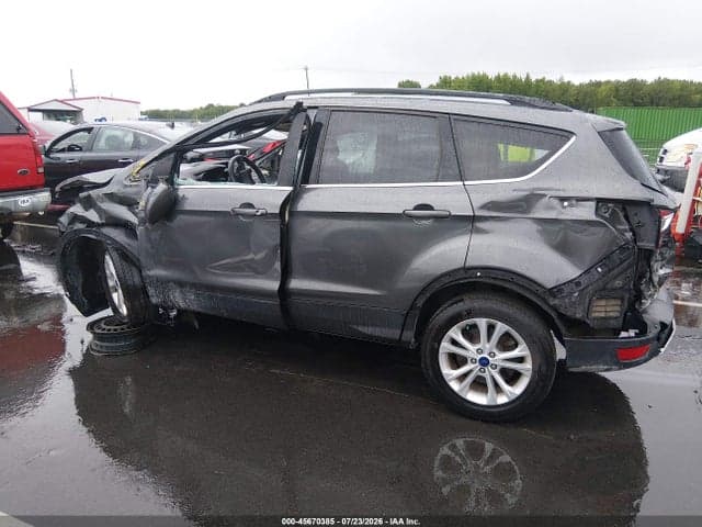 2018 FORD ESCAPE SE 14