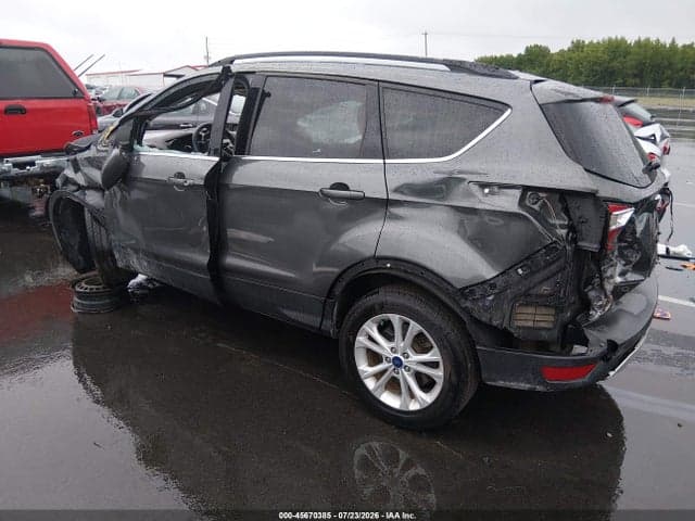 2018 FORD ESCAPE SE 3