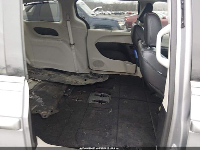 2019 CHRYSLER PACIFICA TOURING L 8