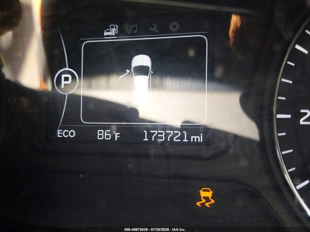 2017 KIA SORENTO 2.4L LX 15