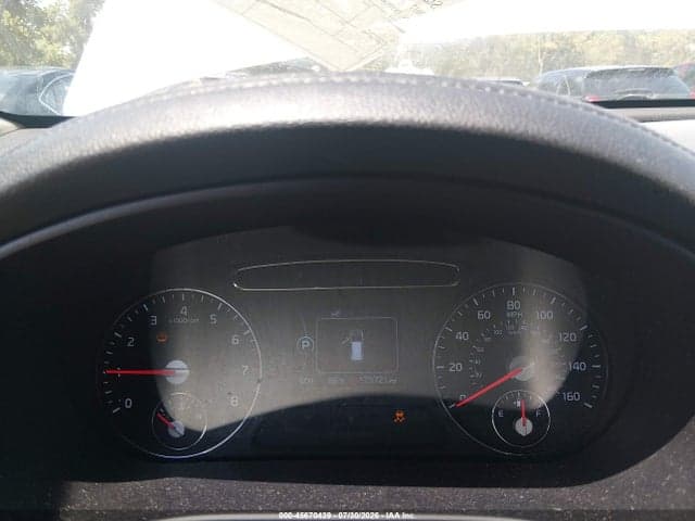 2017 KIA SORENTO 2.4L LX 7