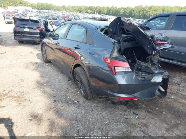 2023 HYUNDAI ELANTRA SEL 3