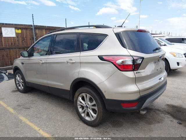 2017 FORD ESCAPE SE 14