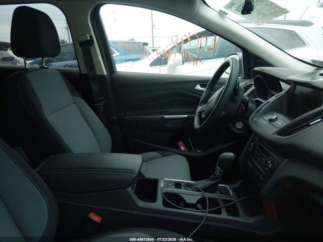 2017 FORD ESCAPE SE 5