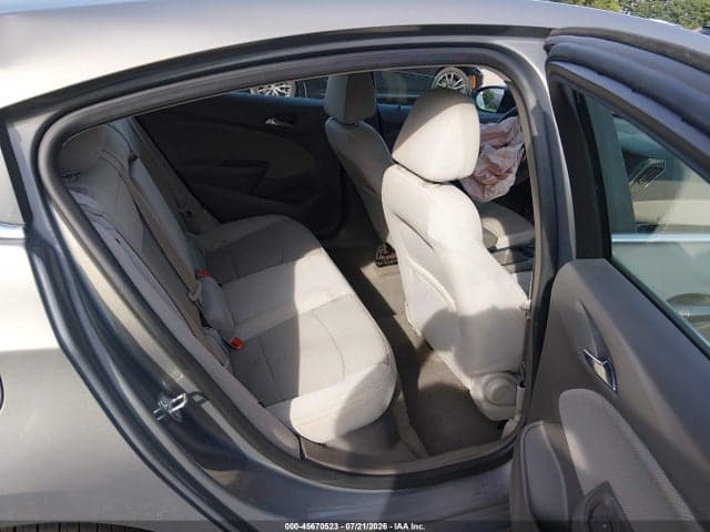 2017 CHEVROLET CRUZE LT AUTO 8